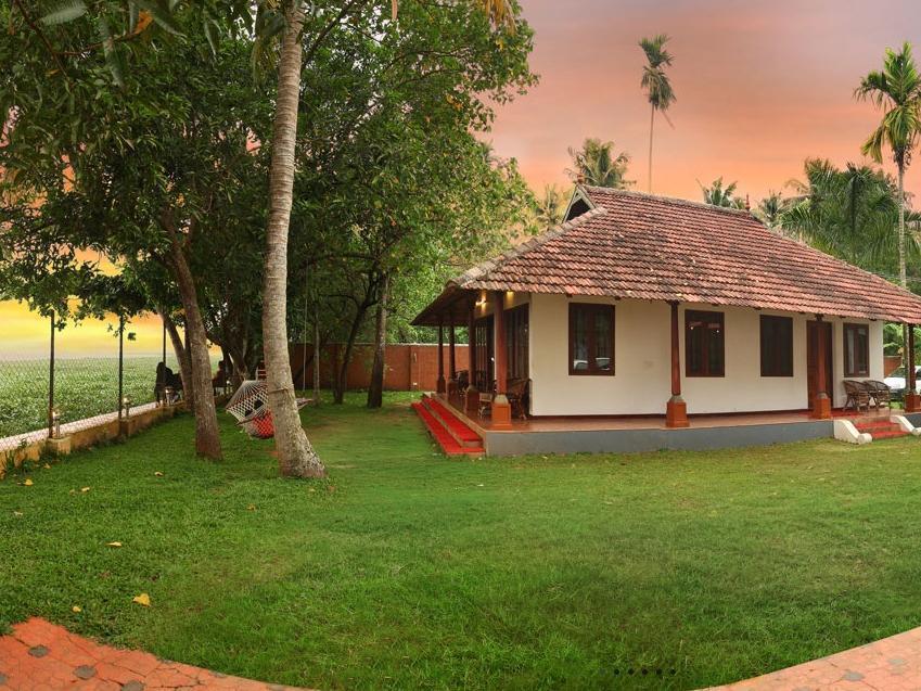 Saro Lake County Kumarakom Exterior foto