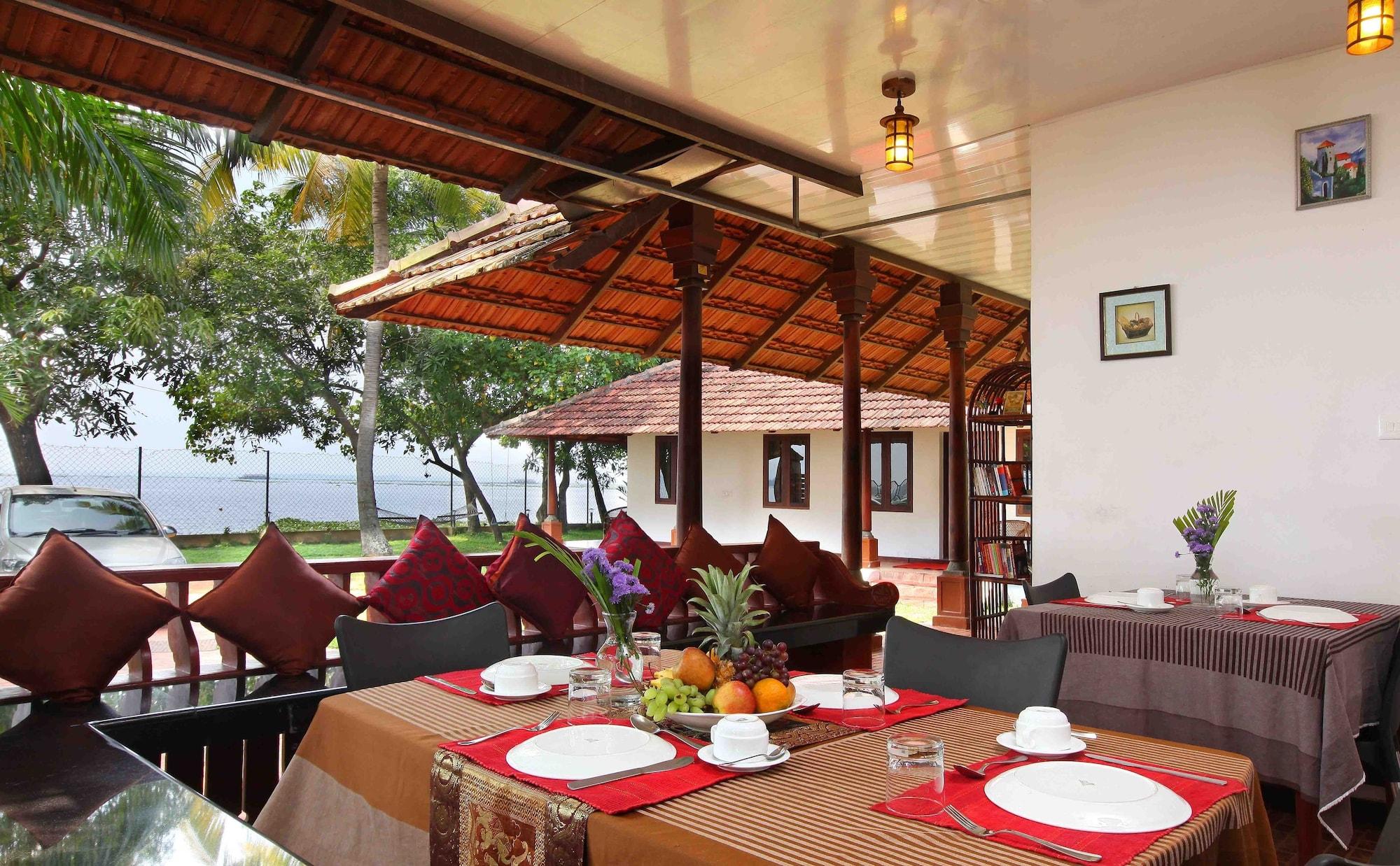 Saro Lake County Kumarakom Exterior foto